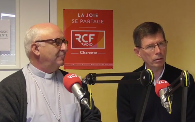 Mgr Gosselin et Jacques Bonnet à Parole à notre évêque