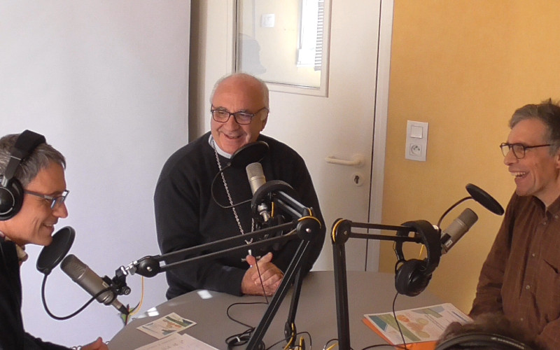 Mgr Gosselin et Bruno Lemaire coordinateur de la Pastorale des personnes handicapées