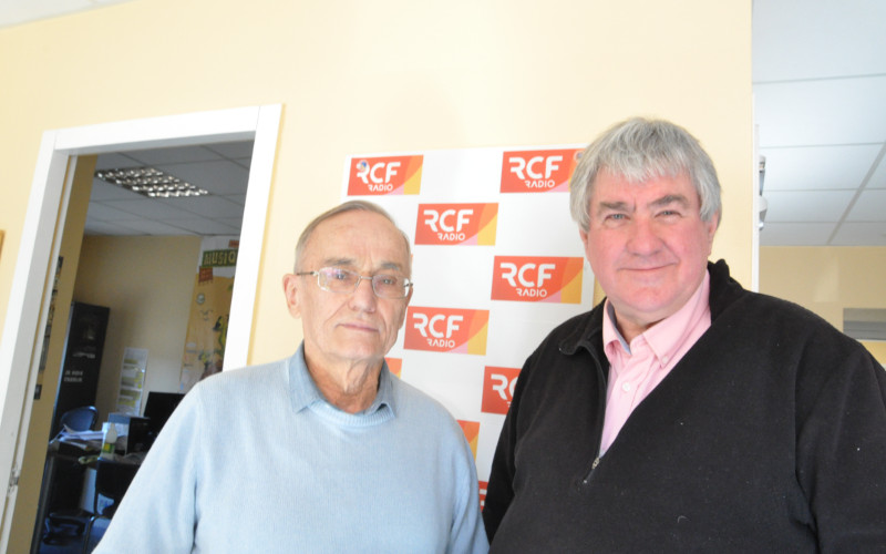 Dominique Souchaud, maire de Saint-Sulpice-de-Cognac dans l’ouest Charente et Jean-Claude Rambaud, adjoint à Dignac