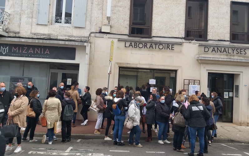 Grève Labo Angoulême