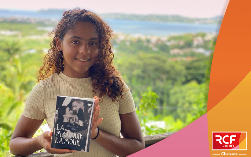 [3 Questions À] Margaux Mathé, jeune auteure - RCF Charente